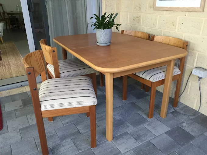 Outdoor dining setting recovered Perth